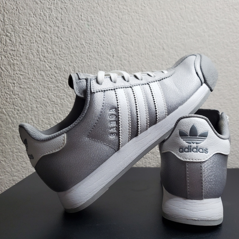 Adidas Samoa, kids 3.5, silver & white